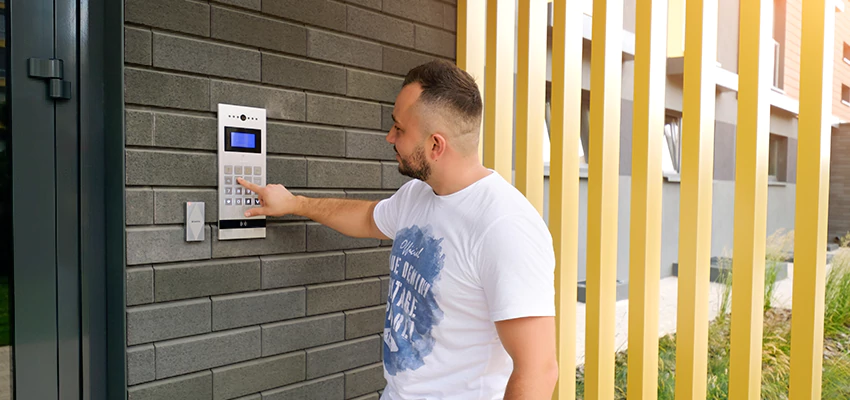 Locksmith Company For Smart Lock System Installation in Avenal, California